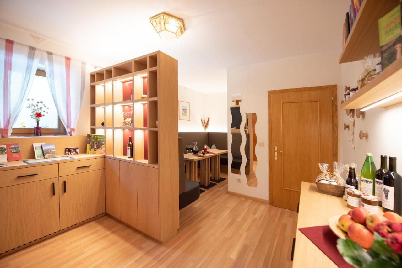 Apartments Herrnhofer 칼다로 외부 사진